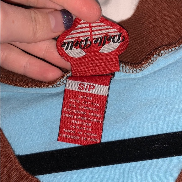 Cute Criss cross top - Picture 4 of 4